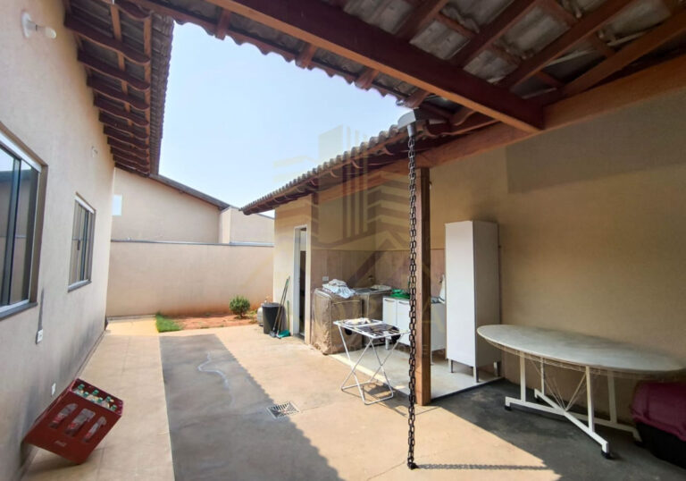 casa a venda em mirassol no bairro regissol 2 por 330 mil reais