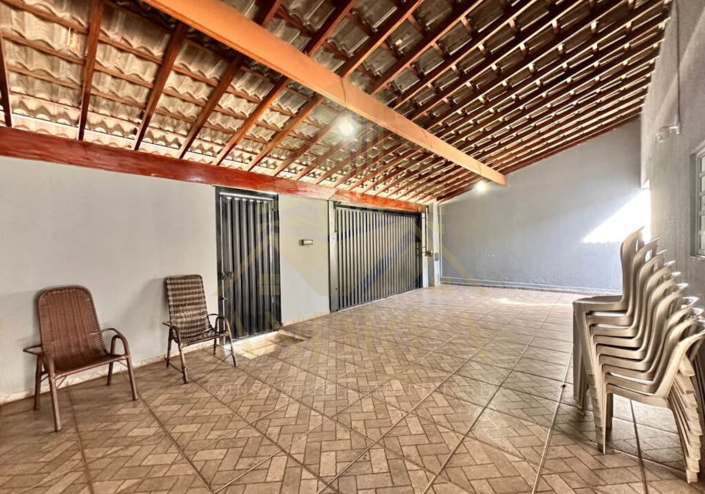 Casa a Venda no bairro Parque das Flores na cidade de Mirassol
