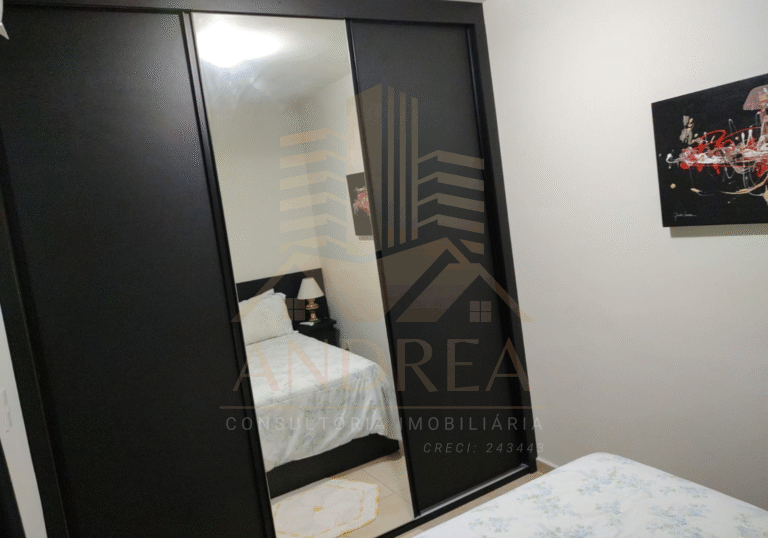Apartamento à venda em São José do Rio Preto/SP – R$ 200.000,00 Localizado no 3º andar com elevador, este imóvel oferece praticidade e conforto, contando com 47 m² bem distribuídos, 02 quartos, 01 banheiro e climatização completa. Os quartos e a cozinha possuem móveis planejados, proporcionando mais funcionalidade ao dia a dia. Aceita financiamento. Entre em contato para mais informações e agende sua visita!