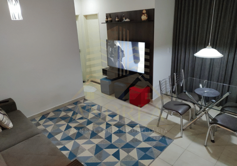 Apartamento à venda em São José do Rio Preto/SP – R$ 200.000,00 Localizado no 3º andar com elevador, este imóvel oferece praticidade e conforto, contando com 47 m² bem distribuídos, 02 quartos, 01 banheiro e climatização completa. Os quartos e a cozinha possuem móveis planejados, proporcionando mais funcionalidade ao dia a dia. Aceita financiamento. Entre em contato para mais informações e agende sua visita!