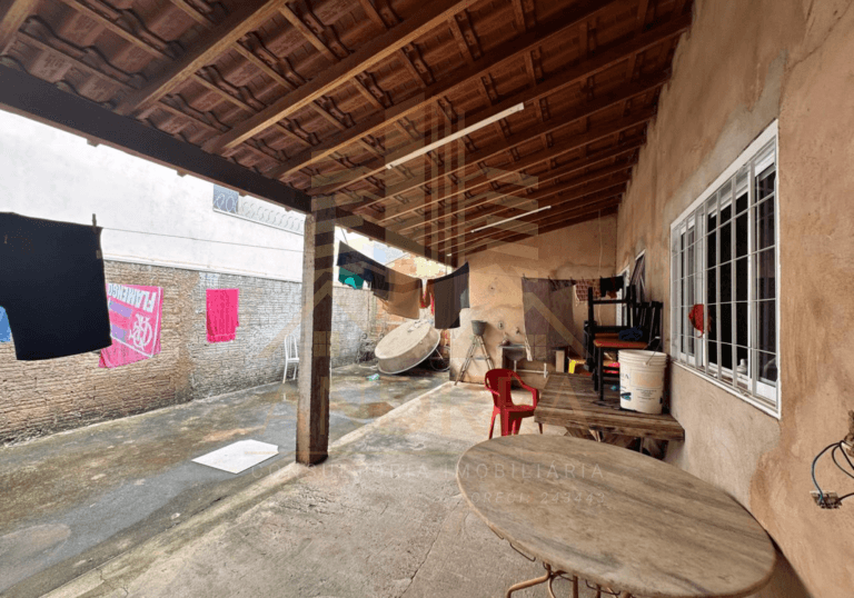 CASA À VENDA NO REGISSOL 2 por R$ 190.000,00 mil reais